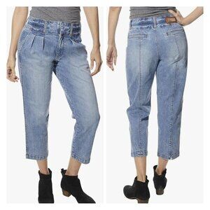 Indigo Saints Pleated Cropped High Rise Light‎ wash Jeans (8) 29x25.5 NWT